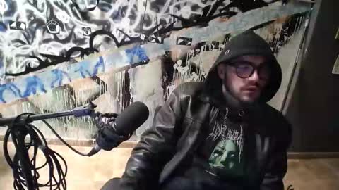 Snapshot of didismurf02 chatting on November 28, 4:48 am didismurf02 online show from November 28, 4:48 am