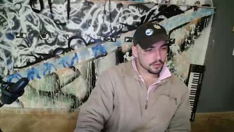 Snapshot of didismurf02 chatting on December 2, 12:38 am didismurf02 online show from December 2, 12:38 am