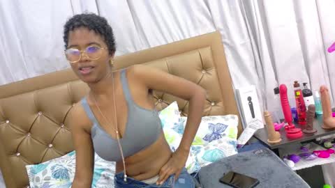 didoelizabeth online show from October 15, 12:27 pm