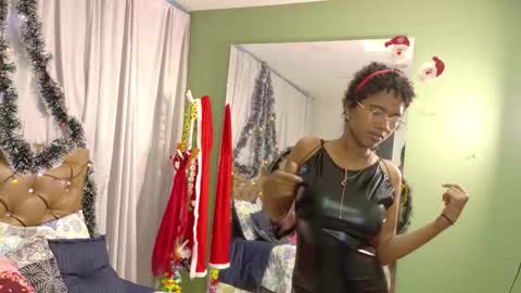 didoelizabeth online show from December 2, 1:39 pm