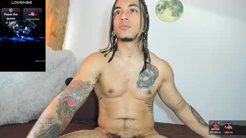 Snapshot of diego__cruz chatting on May 23, 2:43 pm Diego online show from May 23, 2:43 pm
