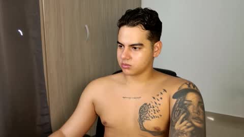 Snapshot of diego_cazas chatting on June 3, 6:57 pm DIEGO CAZAS online show from June 3, 6:57 pm