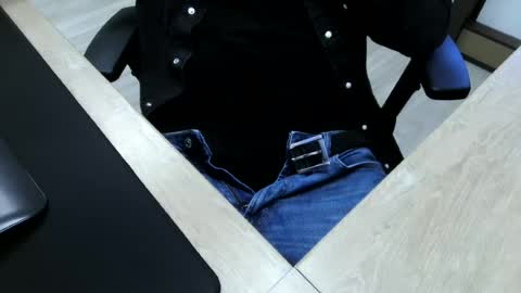 Snapshot of diegogadi chatting on June 12, 3:22 pm diegogadi online show from June 12, 3:22 pm