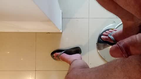 Snapshot of diegomoreno19 chatting on February 16, 2:43 pm Diego online show from February 16, 2:43 pm