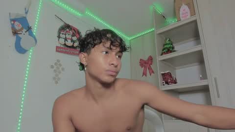 Snapshot of diegsz_ chatting on December 18, 5:31 pm diego online show from December 18, 5:31 pm