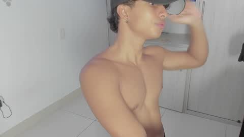 Snapshot of diegsz_ chatting on December 31, 6:13 pm diego online show from December 31, 6:13 pm