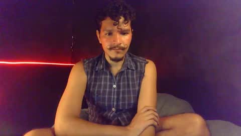 diemond_latinx98 online show from March 3, 4:18 am