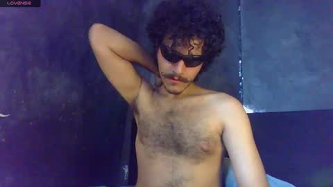 diemond_latinx98 online show from June 14, 7:05 pm