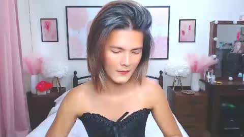 Dennesse online show from February 26, 11:59 pm