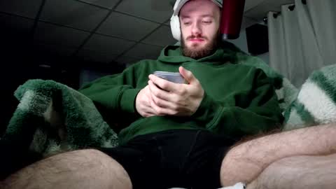 Snapshot of digbicknik chatting on November 17, 2:06 am digbicknik online show from November 17, 2:06 am