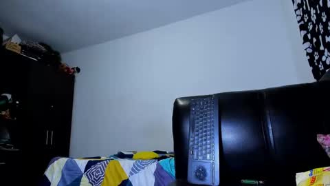 diiego_xxx online show from November 17, 1:44 am