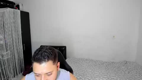Snapshot of diiego_xxx chatting on May 8, 6:46 pm diiego_xxx online show from May 8, 6:46 pm