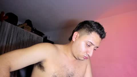 Snapshot of diiego_xxx chatting on May 31, 1:47 am diiego_xxx online show from May 31, 1:47 am