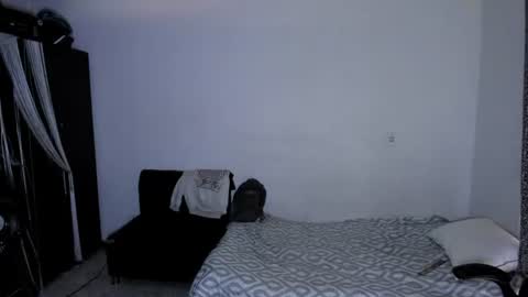 Snapshot of diiego_xxx chatting on June 14, 12:18 pm diiego_xxx online show from June 14, 12:18 pm