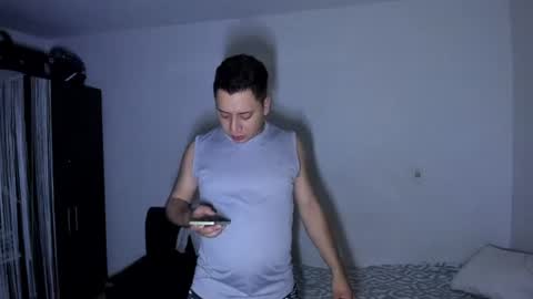 Snapshot of diiego_xxx chatting on June 15, 2:36 am diiego_xxx online show from June 15, 2:36 am