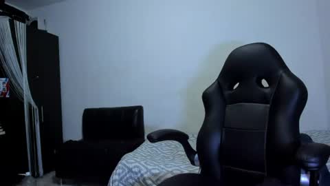 diiego_xxx online show from July 14, 11:54 pm