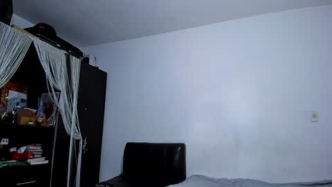 diiego_xxx online show from August 1, 7:46 pm