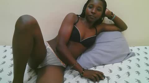 Dijah online show from September 28, 8:58 pm