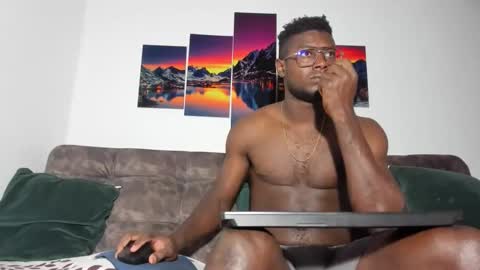Snapshot of dilaan_carter chatting on May 22, 12:00 pm joshua online show from May 22, 12:00 pm