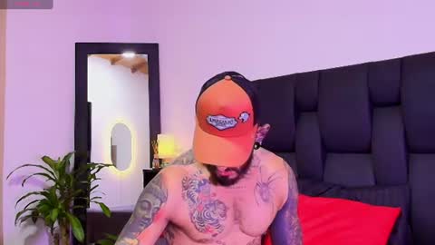 Dilan Scootk online show from August 7, 6:43 pm
