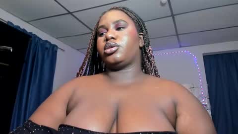 dilay__x online show from July 13, 1:36 pm