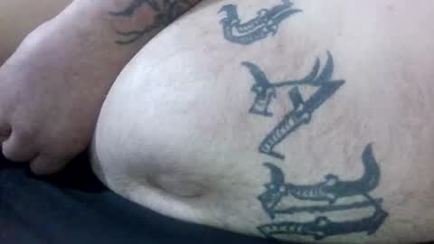 Snapshot of dilevics1985 chatting on December 5, 8:38 pm dilevics1985 online show from December 5, 8:38 pm