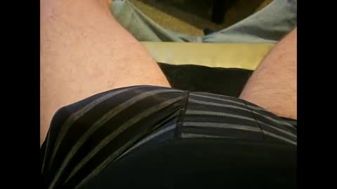 Snapshot of dilf232323 chatting on October 11, 7:18 am Dilf online show from October 11, 7:18 am