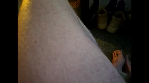 Snapshot of dilf232323 chatting on October 22, 5:41 am Dilf online show from October 22, 5:41 am