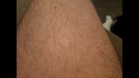 Snapshot of dilf232323 chatting on October 24, 7:27 am Dilf online show from October 24, 7:27 am