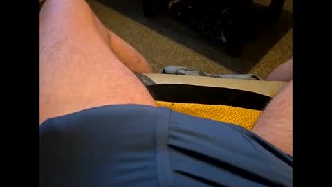 Snapshot of dilf232323 chatting on November 22, 8:24 am Dilf online show from November 22, 8:24 am