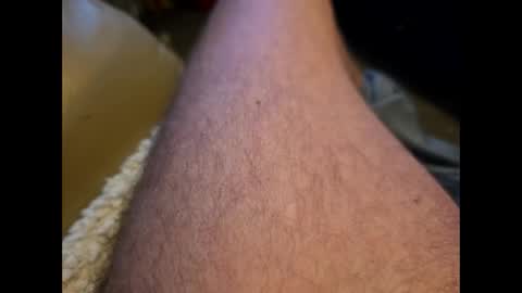 Snapshot of dilf232323 chatting on December 20, 9:38 am Dilf online show from December 20, 9:38 am