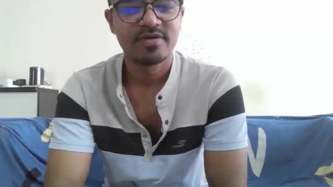 Snapshot of dilip_09 chatting on September 12, 2:11 am dilip_09 online show from September 12, 2:11 am