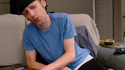 Dilldough405 online show from December 24, 9:11 pm