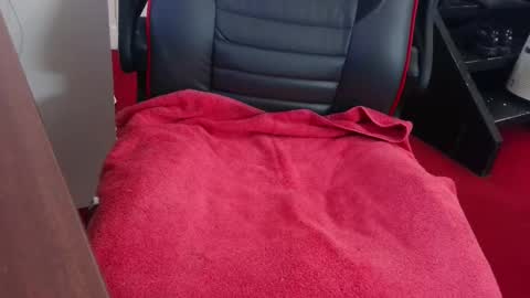 Snapshot of dimax75000 chatting on January 20, 1:32 pm dimax75000 online show from January 20, 1:32 pm