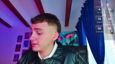 Julian Independent Model online show from February 25, 10:50 pm