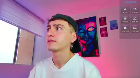 Julian Independent Model online show from November 23, 10:20 pm