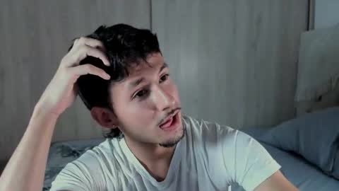 Snapshot of dimitri_targaryen chatting on June 7, 6:06 am Fabian online show from June 7, 6:06 am