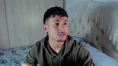 Snapshot of dimitri_targaryen chatting on June 15, 12:40 pm Fabian online show from June 15, 12:40 pm