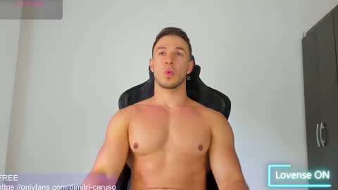 Snapshot of dimitricaruso chatting on February 23, 8:22 pm dimitricaruso online show from February 23, 8:22 pm