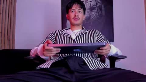 Snapshot of dimitrideluxe chatting on September 10, 8:20 pm Dimitri online show from September 10, 8:20 pm