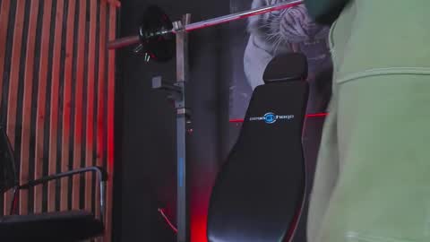 Snapshot of dimitrideluxe chatting on November 6, 7:48 pm Dimitri online show from November 6, 7:48 pm