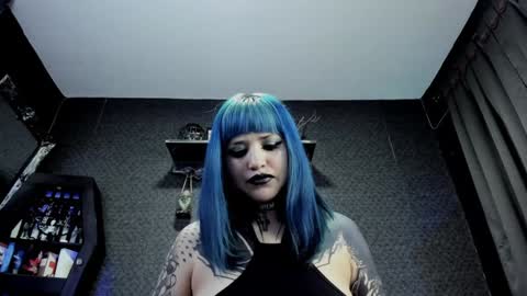 Snapshot of dimmuanddarkness chatting on January 11, 12:50 pm dimmuanddarkness online show from January 11, 12:50 pm