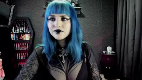 Snapshot of dimmuanddarkness chatting on January 18, 6:13 am dimmuanddarkness online show from January 18, 6:13 am