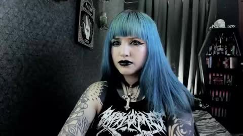 Snapshot of dimmuanddarkness chatting on February 20, 4:18 am dimmuanddarkness online show from February 20, 4:18 am