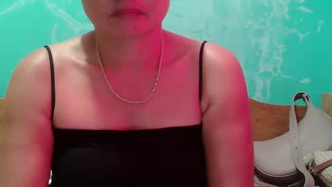 Snapshot of dimple_42 chatting on March 4, 3:11 am Dimple online show from March 4, 3:11 am