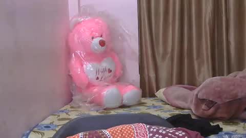 dimple_love online show from March 6, 7:05 am