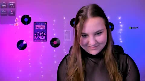 dina_bloom online show from May 21, 7:10 pm