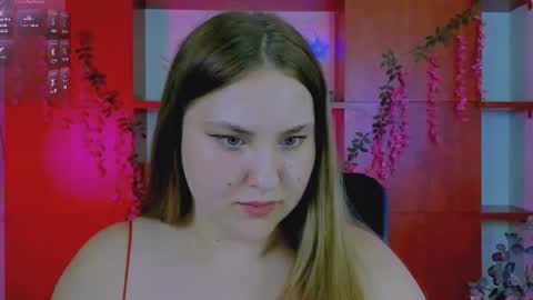 dina_bloom online show from June 20, 7:05 pm