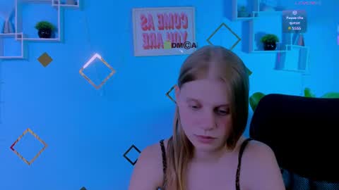 dina_bloom online show from July 12, 6:54 pm