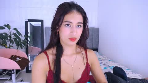 Snapshot of dina_mcry chatting on November 15, 6:37 pm DINA online show from November 15, 6:37 pm